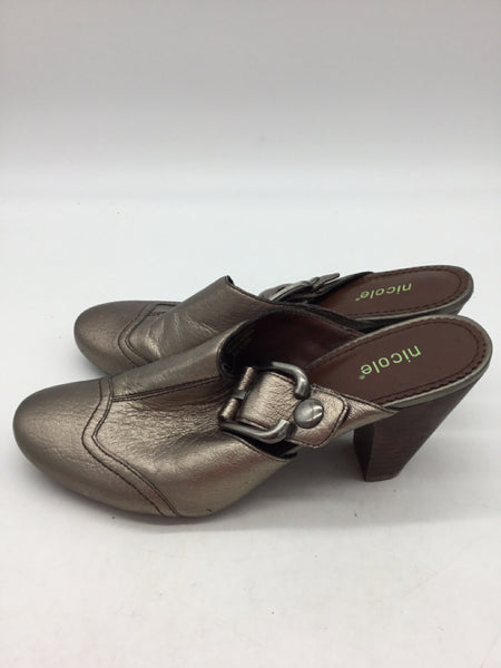 Nicole Size 8.5 Brown Shoes