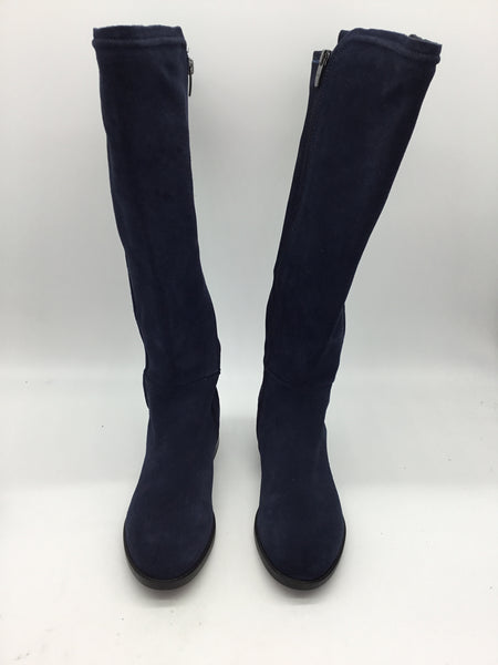 Marc Fisher Size 7.5 Blue Shoes