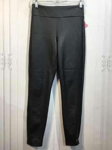 CABI Size Extra Small Black Bottoms