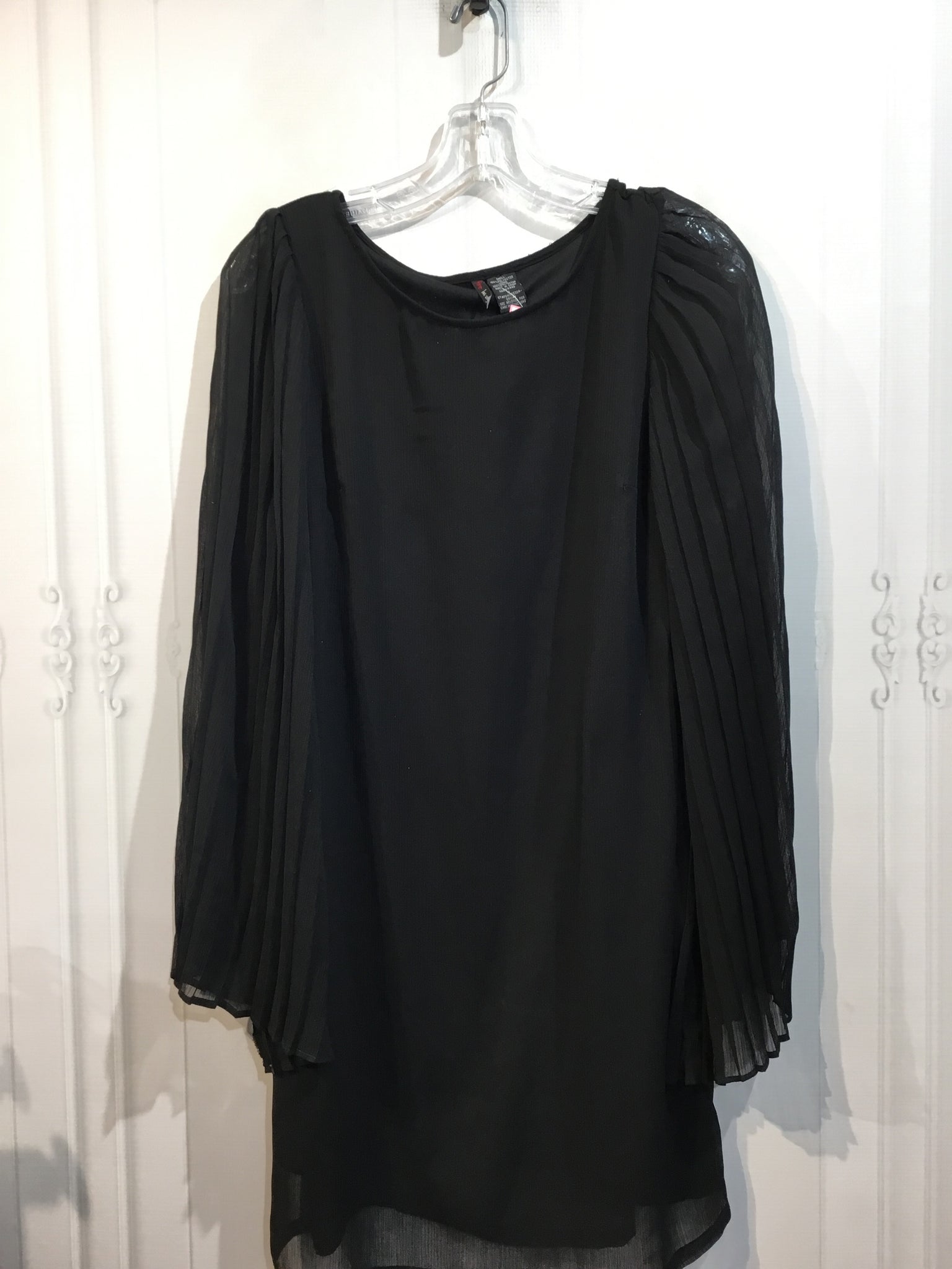 Fire Los Angeles Size M Black DRESS/1 PIECE