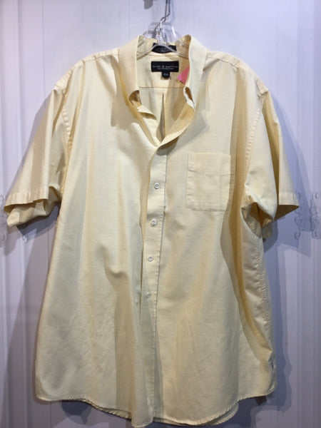 Croft & Barrow Size Extra Large Yellow Men's