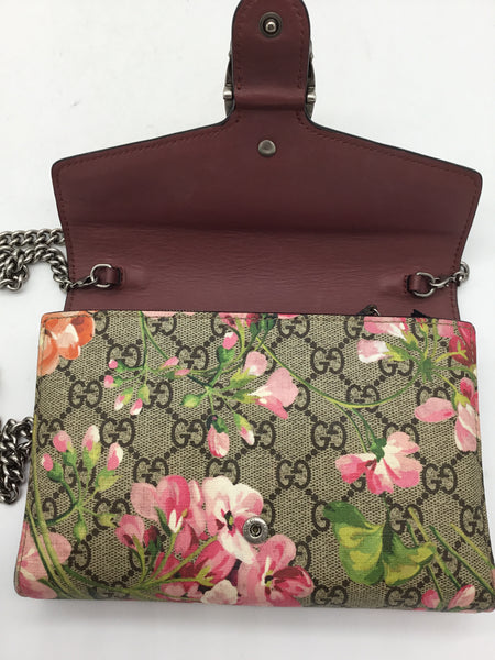 LUXURY GUCCI Size Small Brown Purses/Wallets