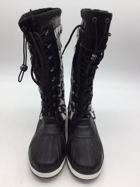 JustFab Size 10 Black Shoes