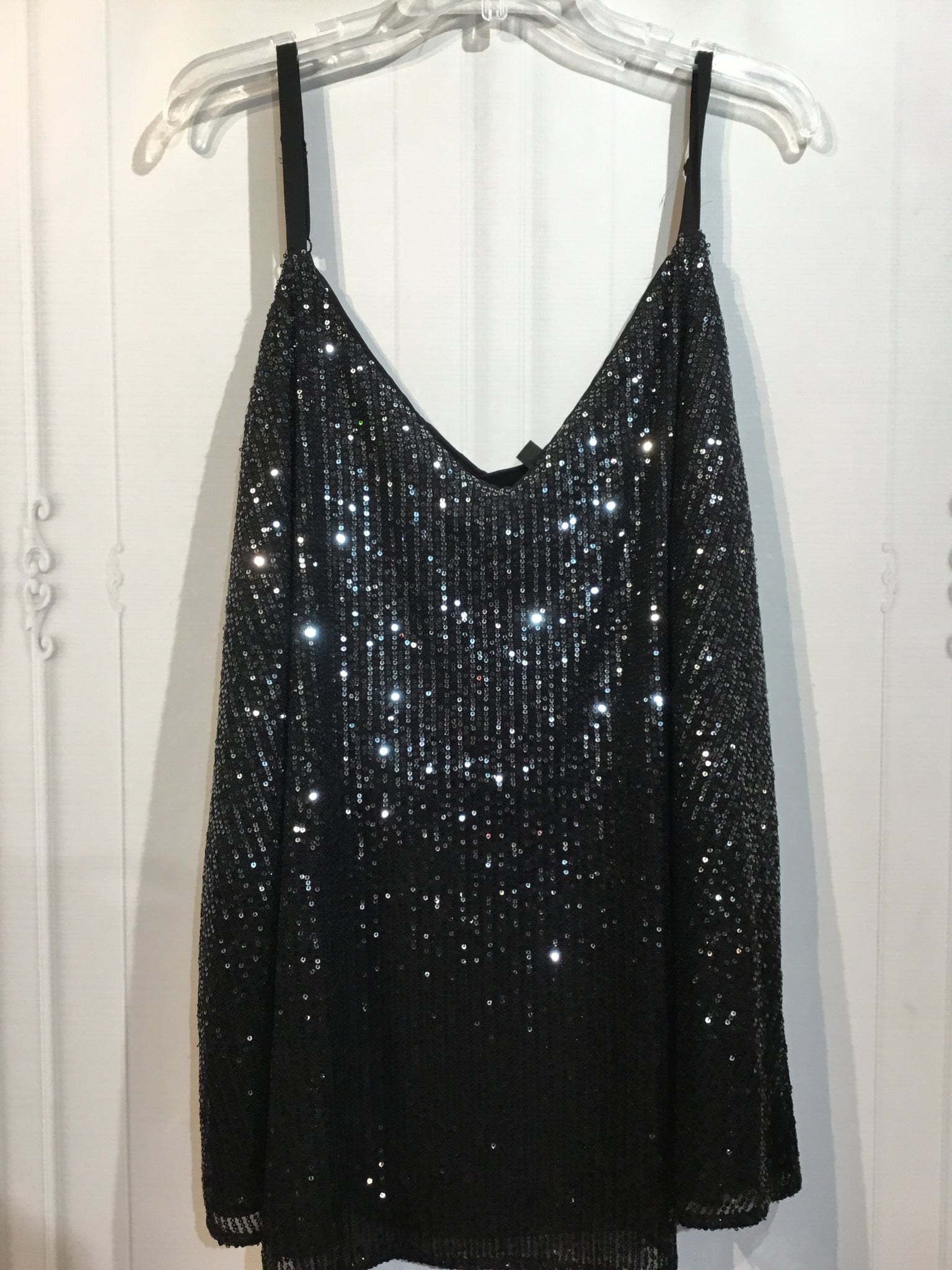 NWT - Torrid Size 3X/22-24 Black Tops