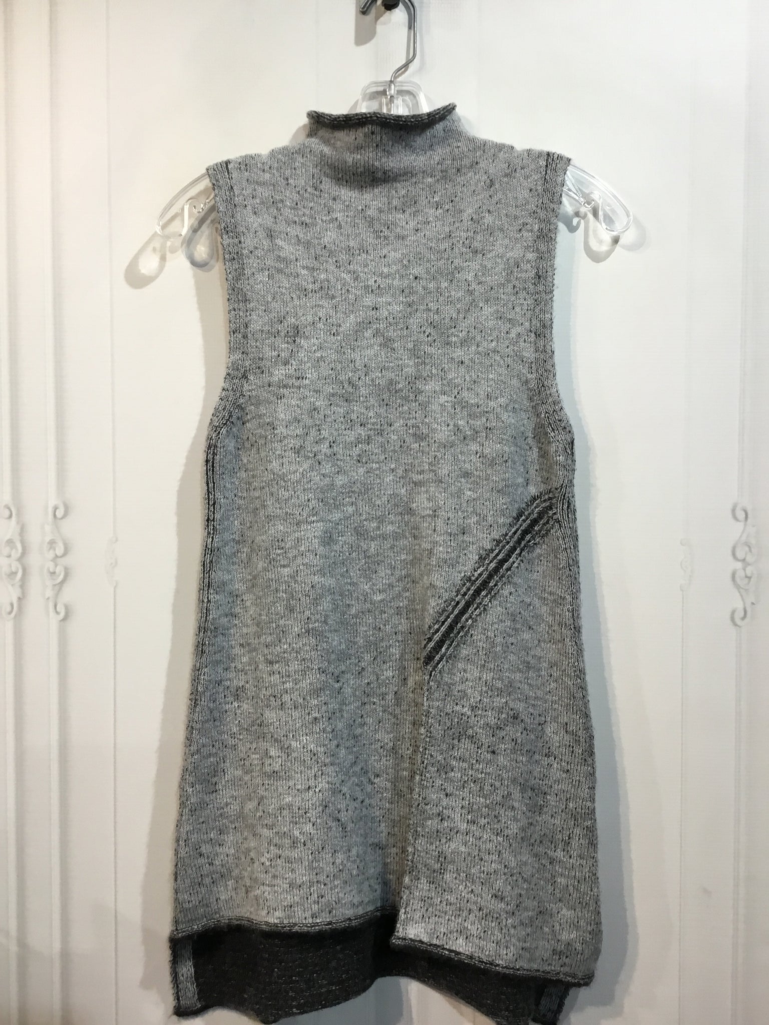 ZARA KNIT Size Small Grey Tops