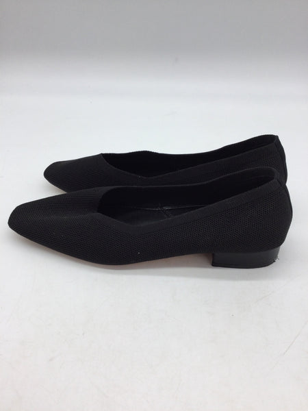 Halston Size 7.5 Black Shoes