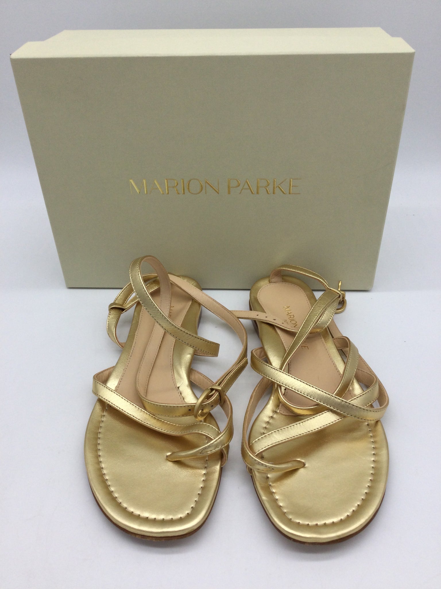 Marion Parke Size 8.5 Gold Shoes