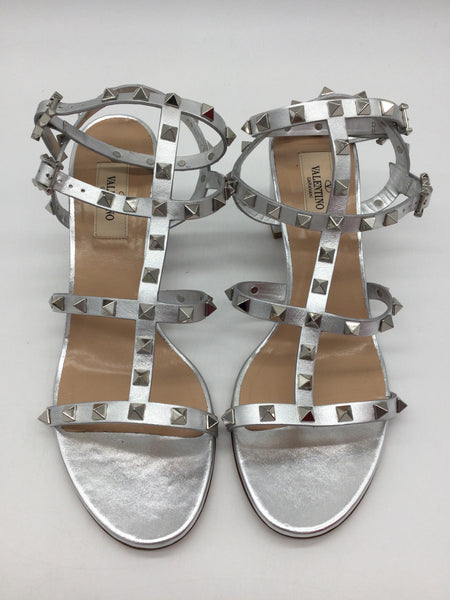 Valentino Size 9 Silver Shoes
