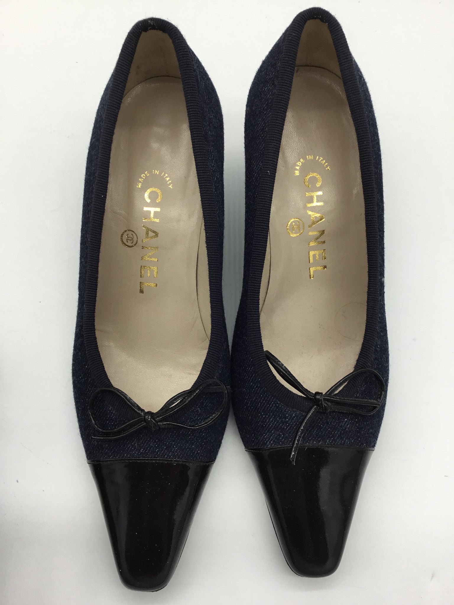 CHANEL Size 7 Blue Shoes
