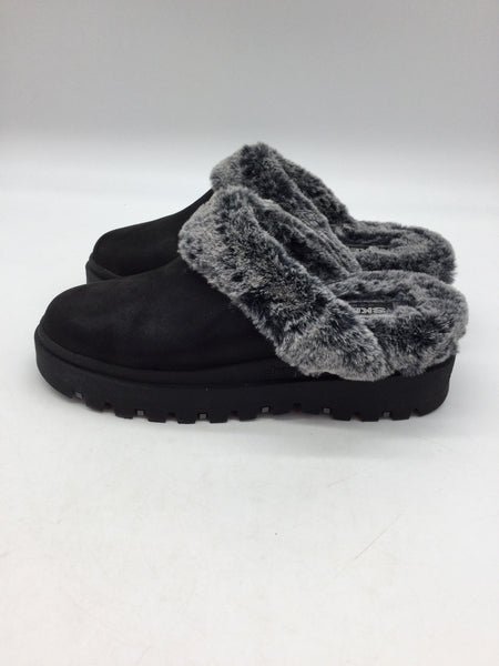 Sketchers Size 8.5 Black Shoes