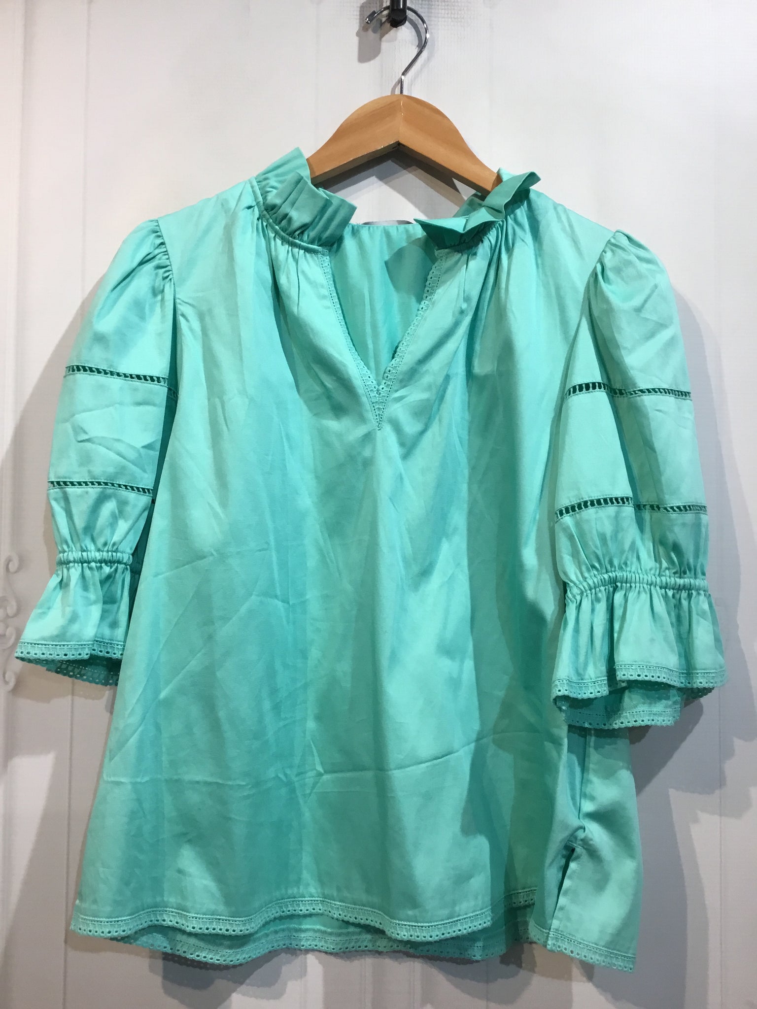 Alden Adair Size Large Green Tops