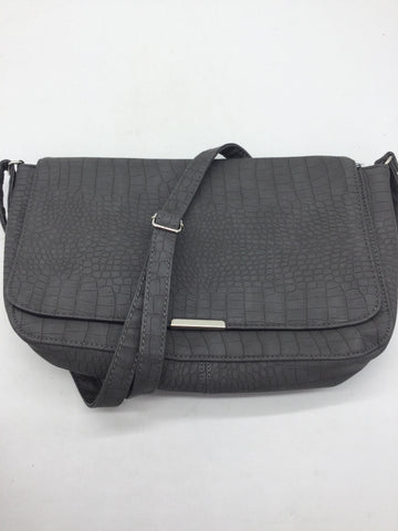 Thirty One Size Medium Grey Purses/Wallets