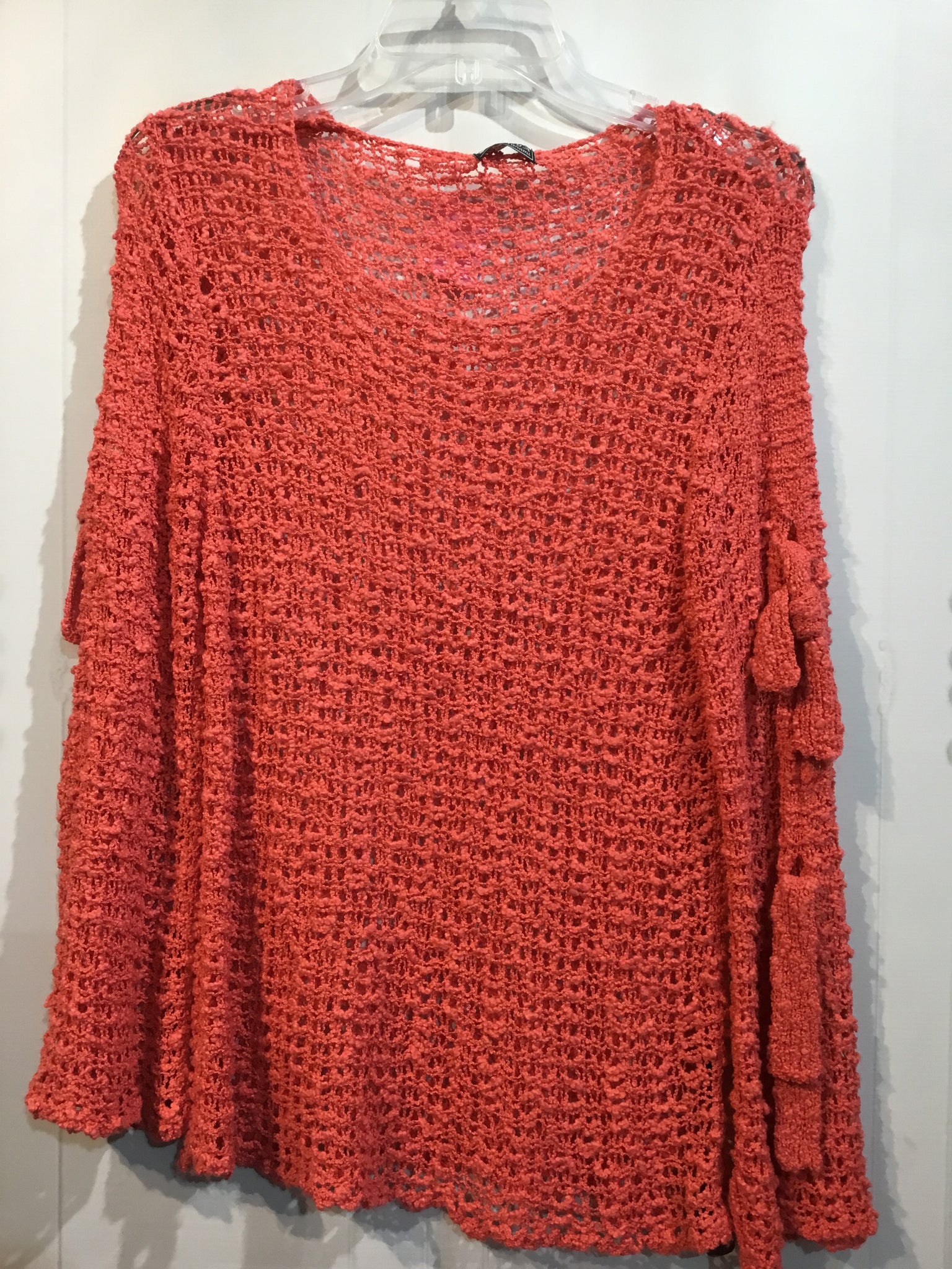 Cahaya Size Medium Orange Tops
