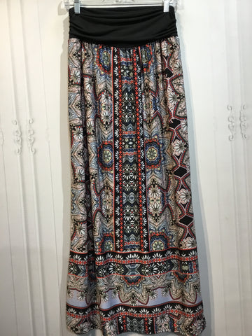 I.N.STUDIO Size S Black Bottoms