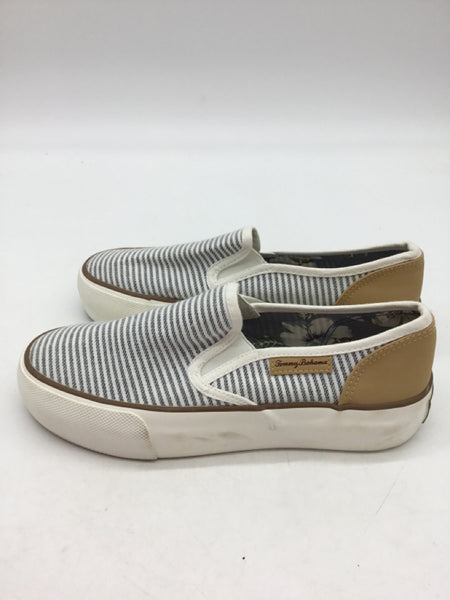Tommy Bahama Size 7.5 White Shoes