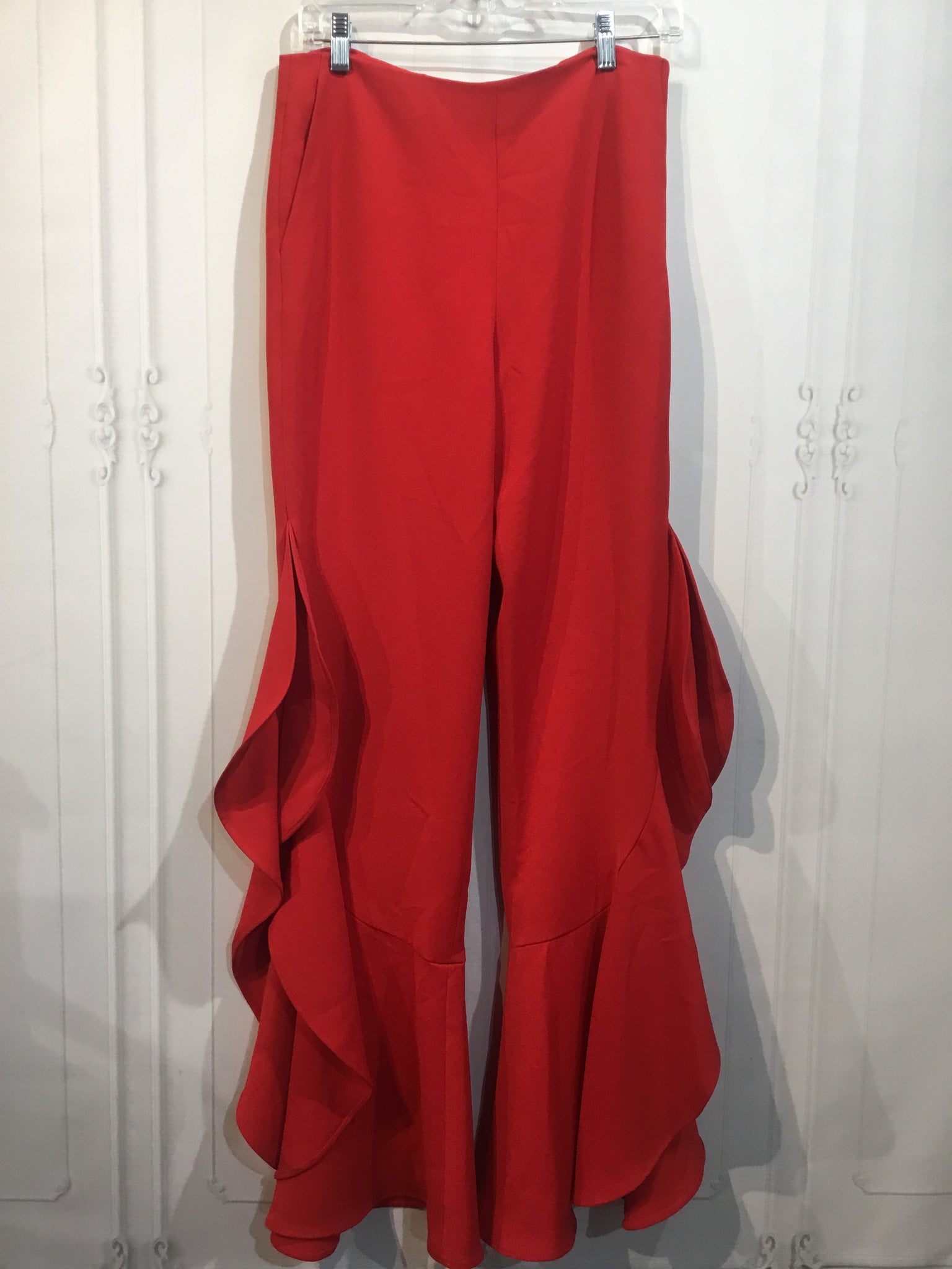 Alberto Makali Size M/8 Red Bottoms