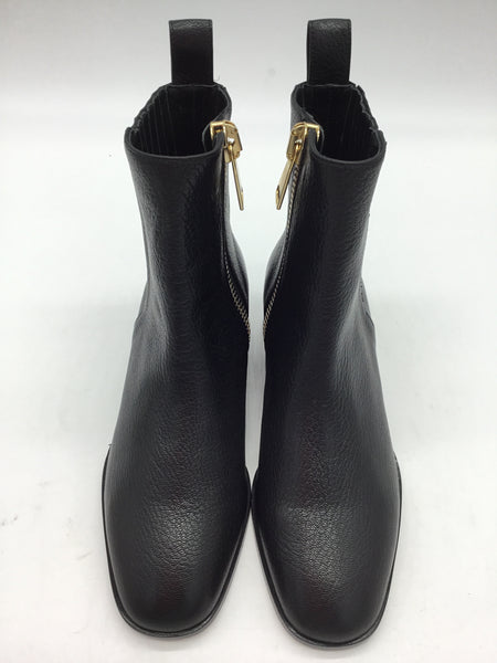 NWOB Tamara Mellon Size 5 Black Shoes