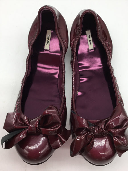MIU MIU Size 7 Red Shoes