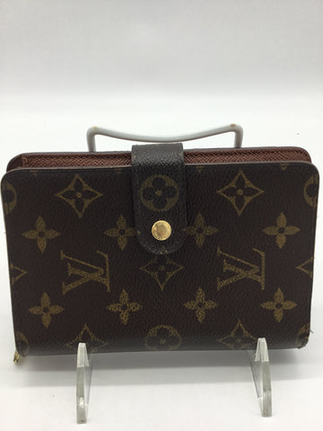 Louis Vuitton Size Small Brown Louis Vuitton Porte-Papier Zippe