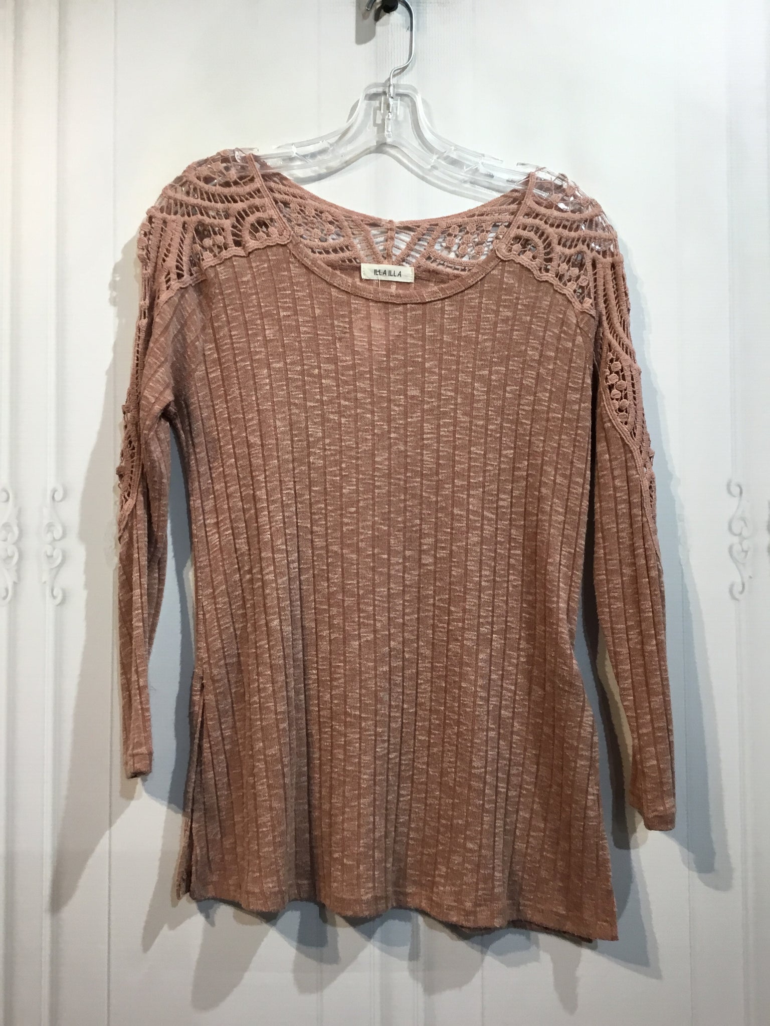 illa illa Size S Pink Tops