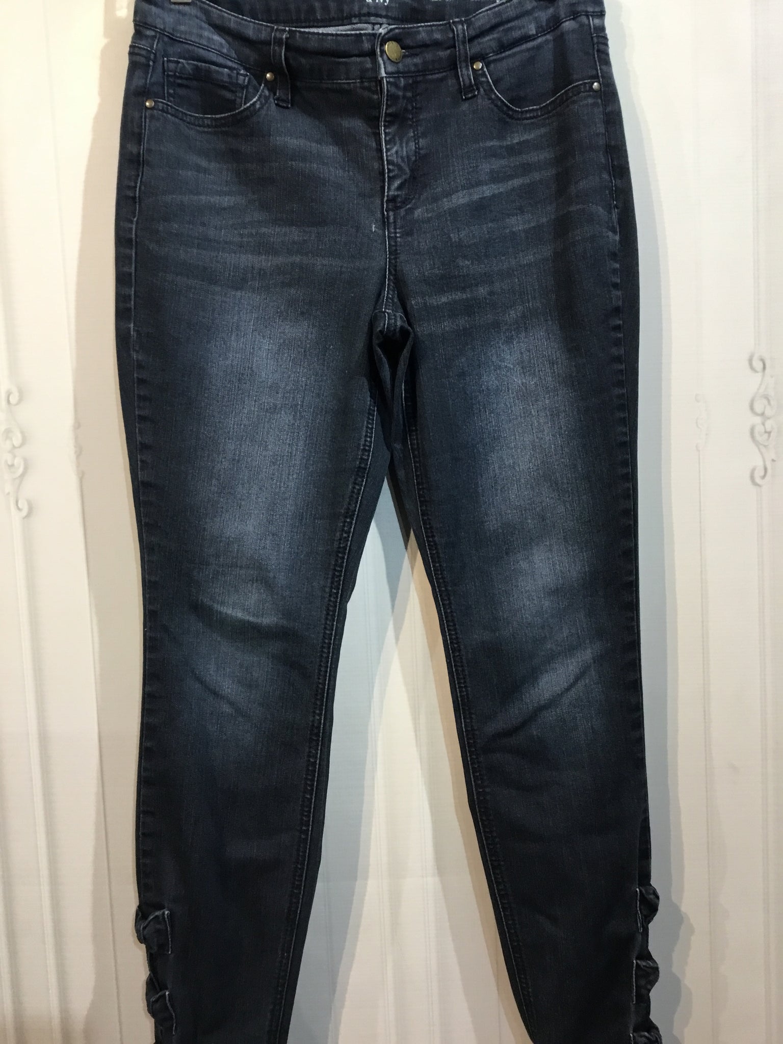 Crown & Ivy Size S/6 Blue Bottoms