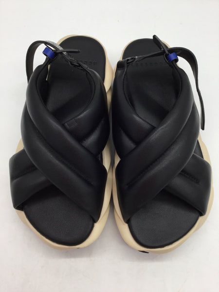 LUXURY 4ccccees Size 8.5 Black Shoes