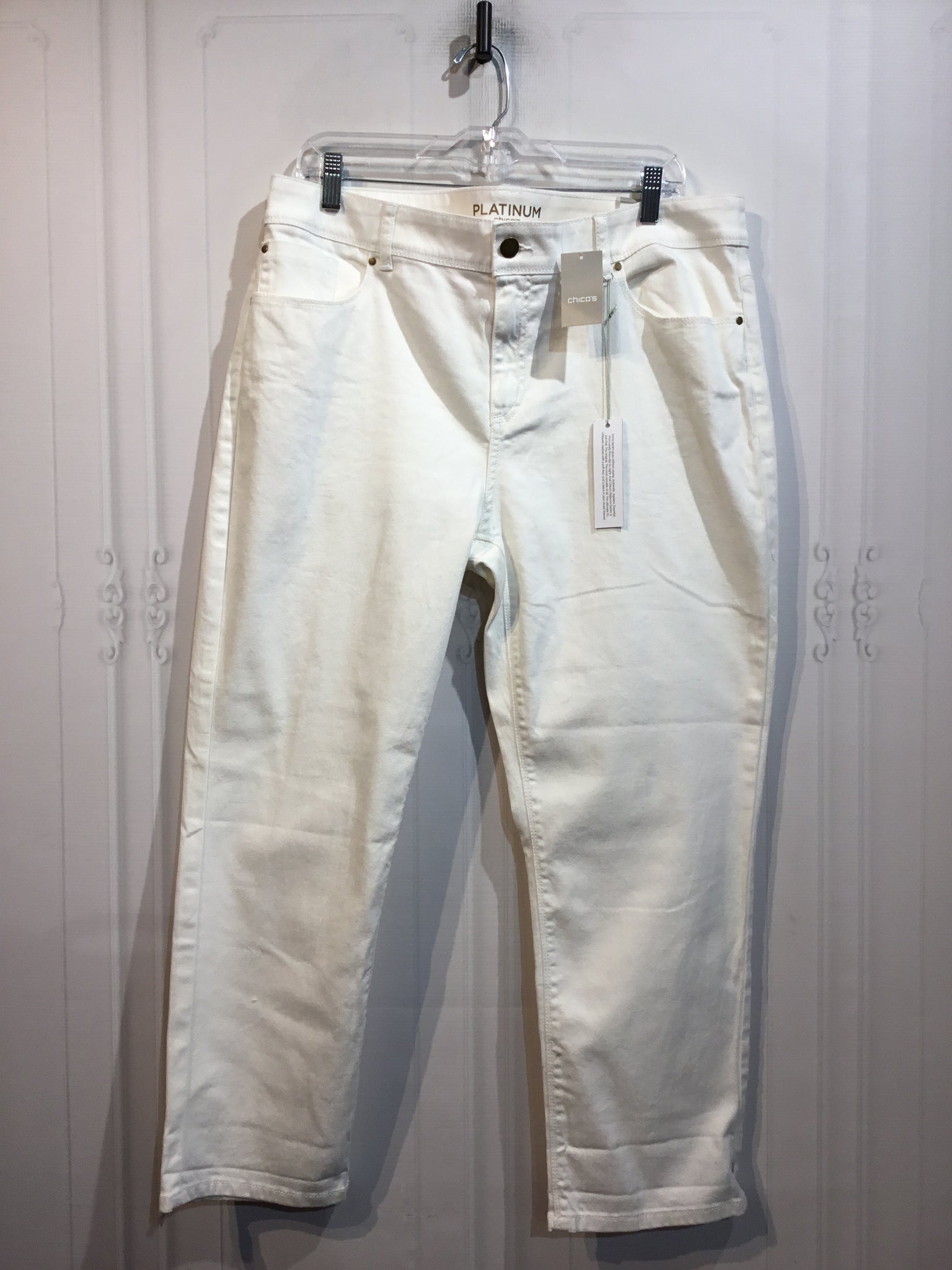 NWT CHICO'S Size L/14 White Bottoms