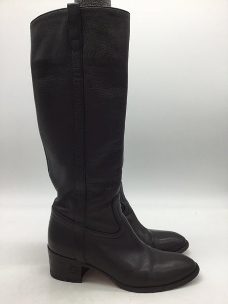 LUXURY GUCCI Size 7.5 Black Shoes