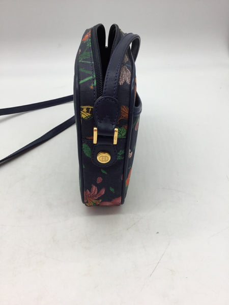 LUXURY GUCCI Size Small Blue Purses/Wallets