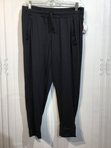 Under Armour Size Medium Black Athletic Wear