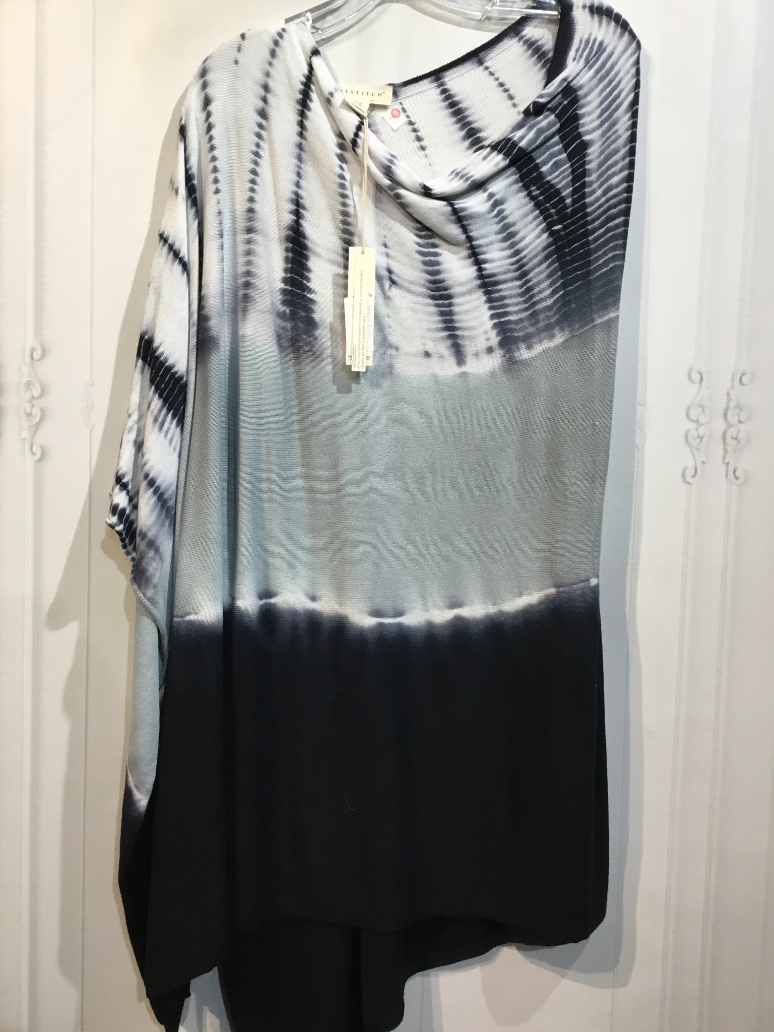 NWT Lovestitch Size One Size Blue Tops