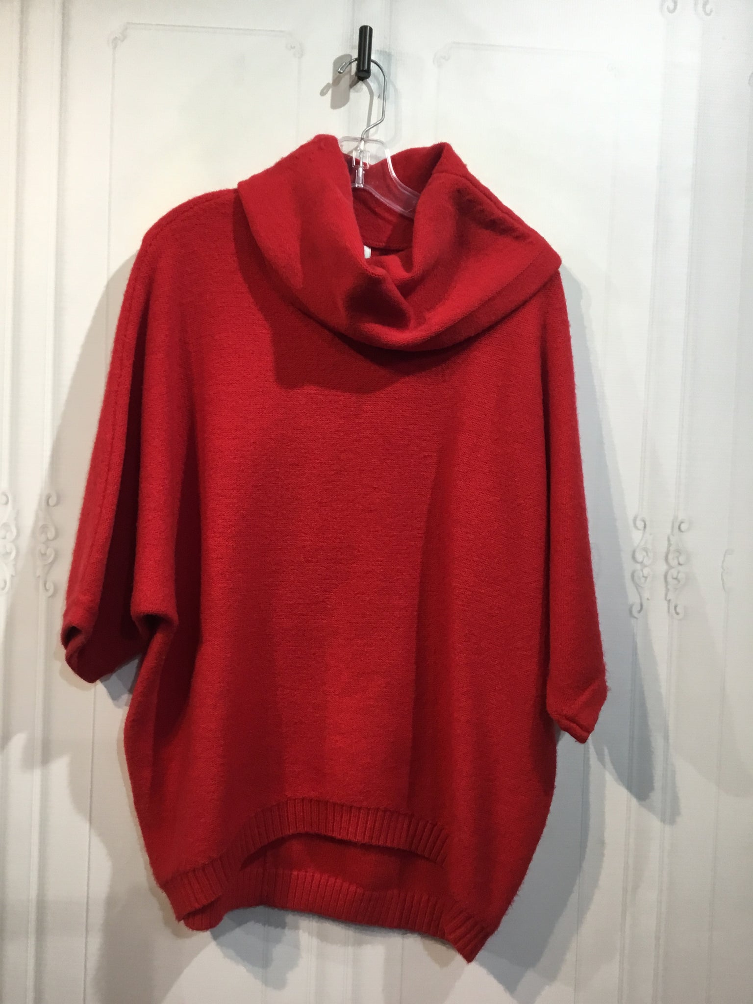 Urban Diazy Size Medium Red Tops