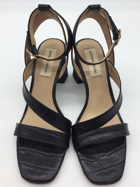 Antonio Melani Size 8 Black Shoes