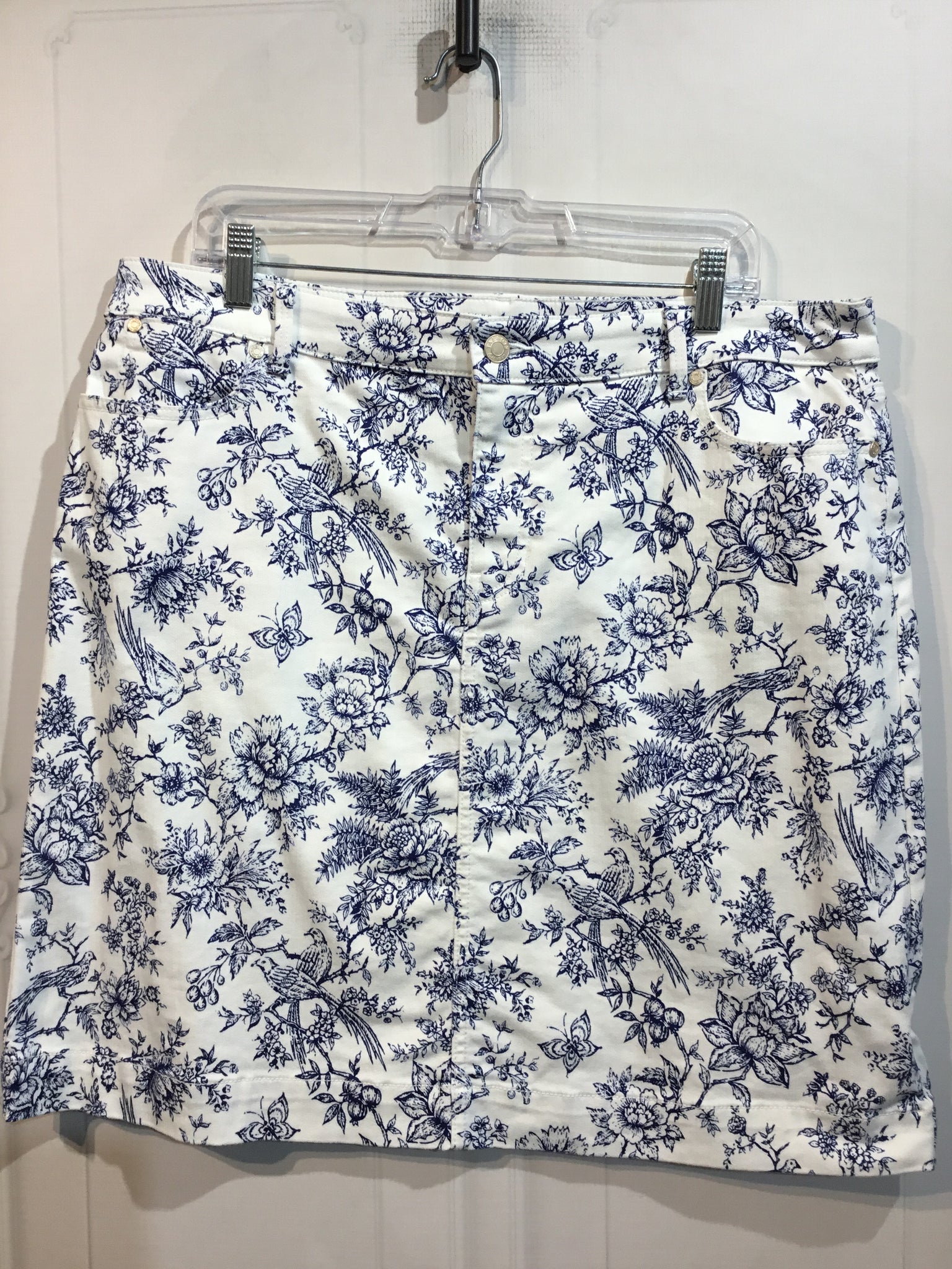 Talbots Size XLP White Bottoms