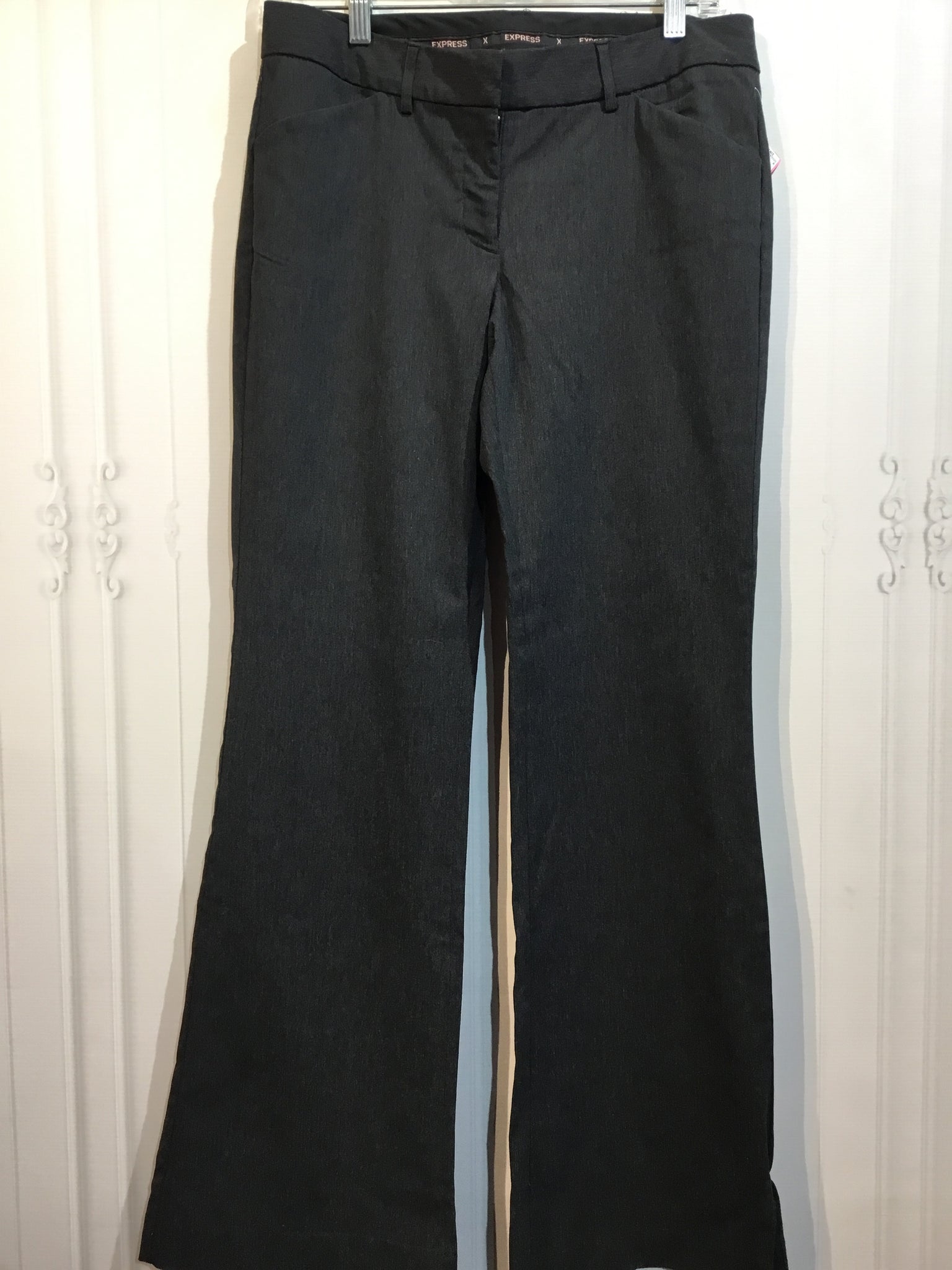 Express Size S/6 Black Bottoms