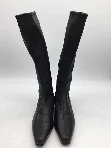 LUXURY NWOB Bared Footwear Black Shoes