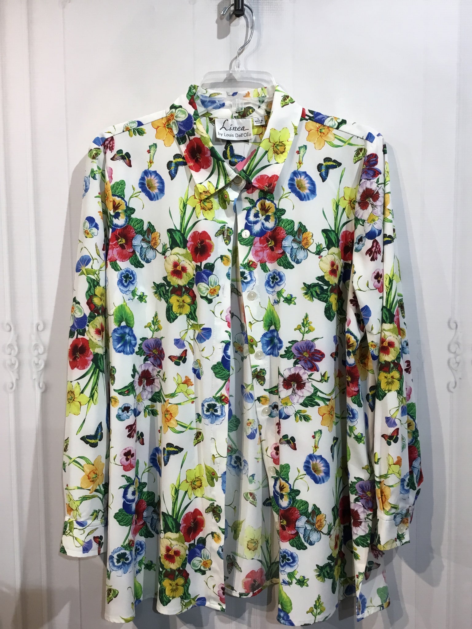 Linea Size Large White Tops