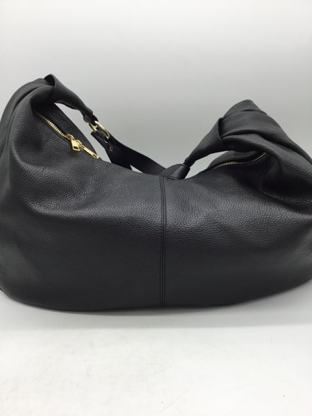 LA VIA Size Extra Large Black Purses/Wallets