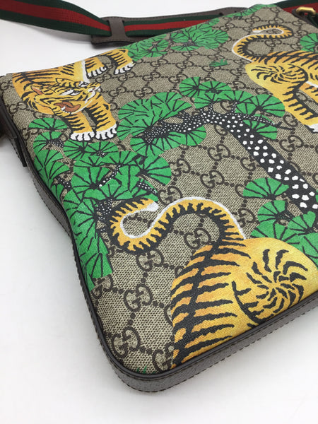 GUCCI Size Medium Brown Gucci