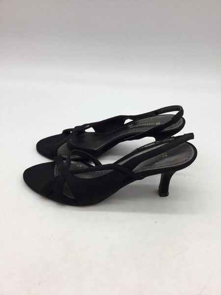 Naturalizer Size 7 Black Shoes