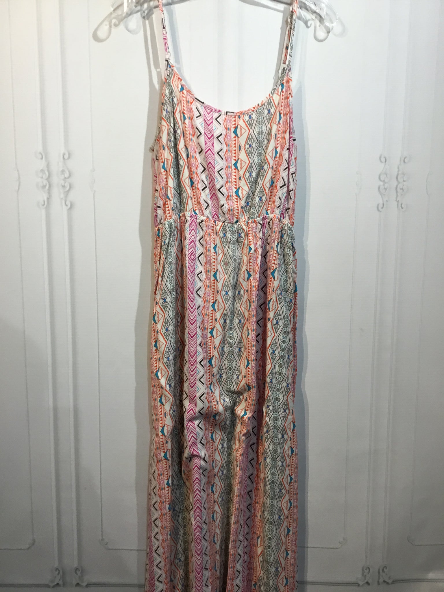 Pink Rose Size Large White DRESS/1 PIECE