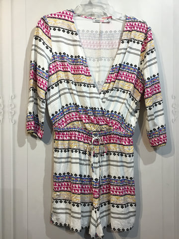 Just Fab Size Small White DRESS/1 PIECE