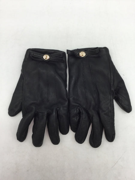 Black Winter Accessories