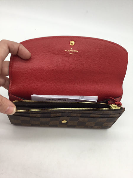 LUXURY Louis Vuitton Size Small Brown Louis Vuitton Wallet