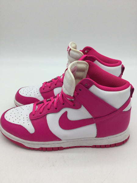 NIKE Size 7.5 Pink Shoes