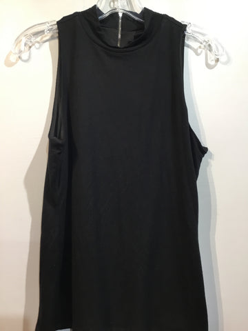 White House Black Market Size Medium Balc & Sage Print Tops