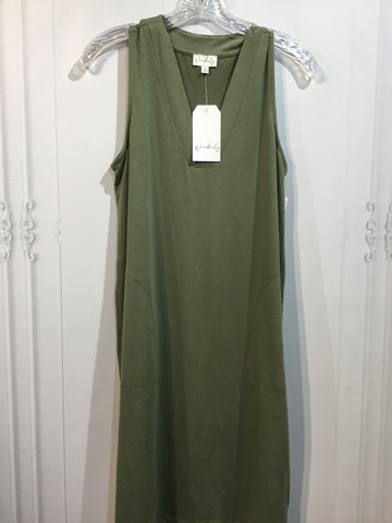 Wonderly Size S/4-6 Sage Dress