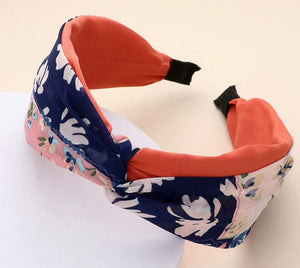 Abstract Flower Patterned Twisted Headband - Pink