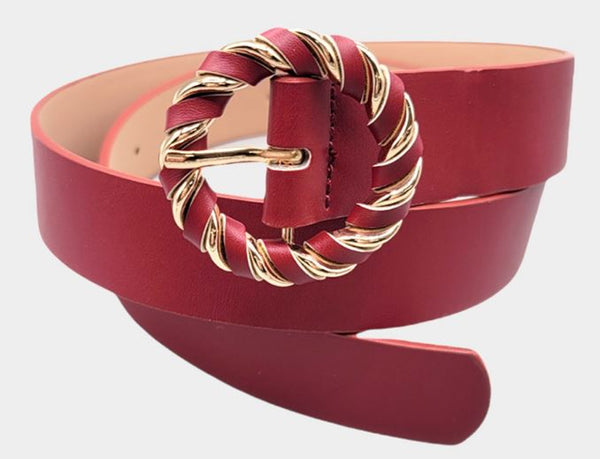 Twisted Open Metal Circle Faux Leather Buckle Accented Belt - Red