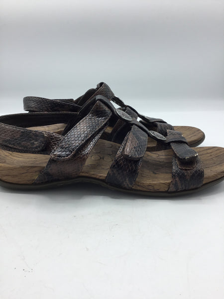 Orthaheel Size 9.5 Brown Print Sandals